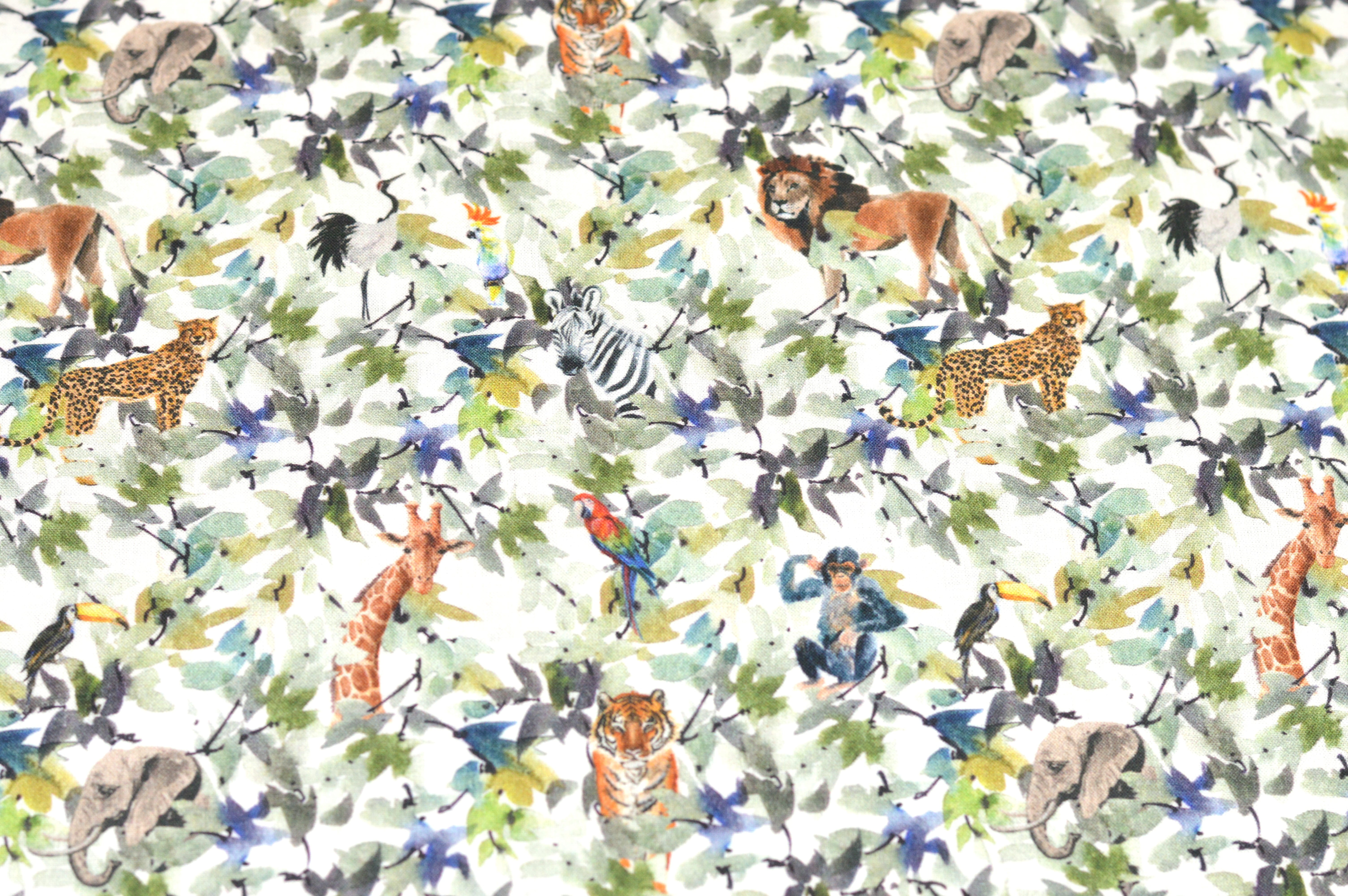 0,85m Reststück   Baumwollstoff mit Tieren im Dschungel - weiß